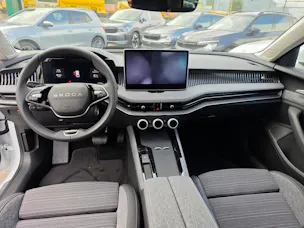 SKODA Superb Combi 2.0 TDi Selection 4x4 DSG