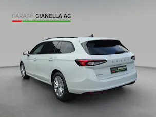 SKODA Superb Combi 2.0 TDi Selection 4x4 DSG