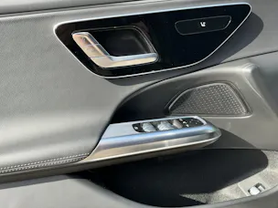 MERCEDES-BENZ E 220 d 4M AMG Line