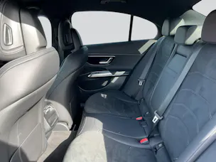 MERCEDES-BENZ E 220 d 4M AMG Line