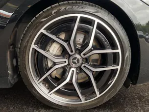 MERCEDES-BENZ C 220 d T 4M AMG Line