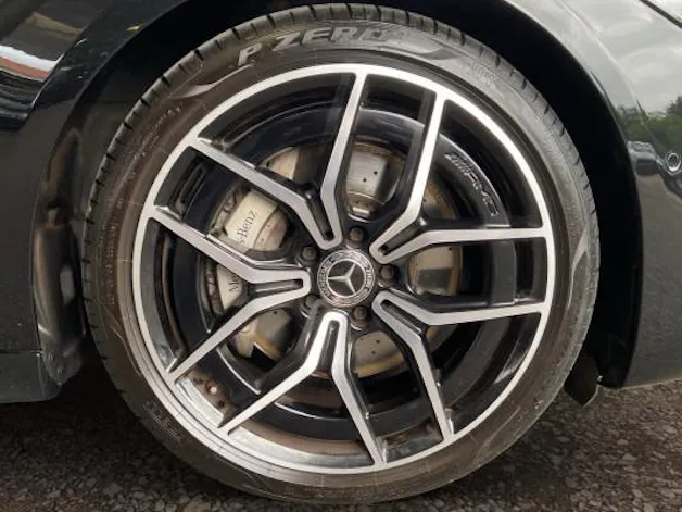 MERCEDES-BENZ C 220 d T 4M AMG Line