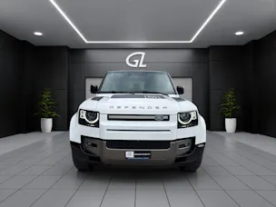 Land Rover Defender 90 P300 Si4 X-Dynamic SE AT8