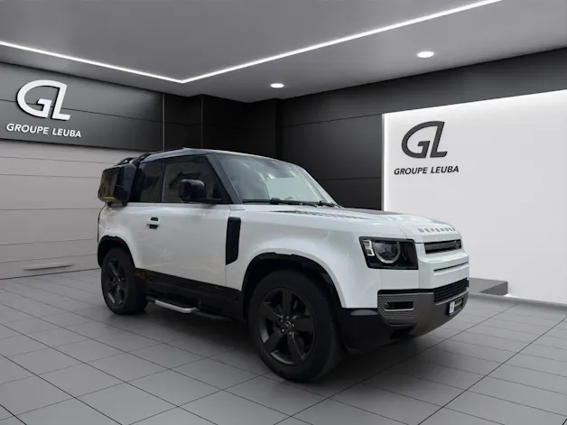 Land Rover Defender 90 P300 Si4 X-Dynamic SE AT8