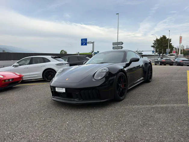 PORSCHE 911 Carrera GTS PDK