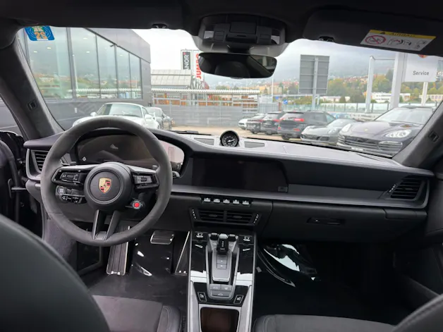 PORSCHE 911 Carrera GTS PDK