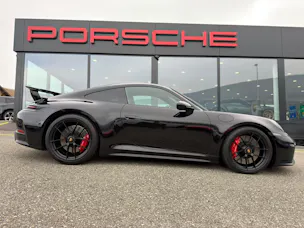 PORSCHE 911 Carrera GTS PDK