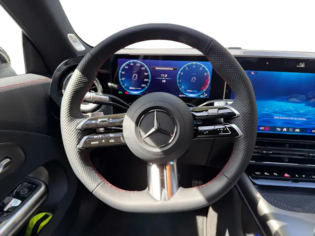 MERCEDES-BENZ CLA 220 8G-DCT 4Matic