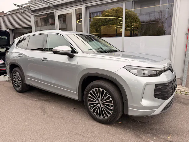 VW Tayron 1.5 TSI eHybrid 204 PS Life ***ANHÄNGEVORRICHTUNG SCHWENKBAR***