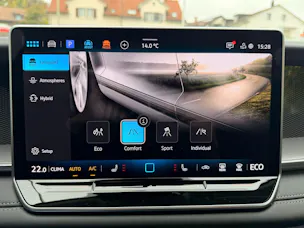 VW Tayron 1.5 TSI eHybrid 204 PS Life ***ANHÄNGEVORRICHTUNG SCHWENKBAR***