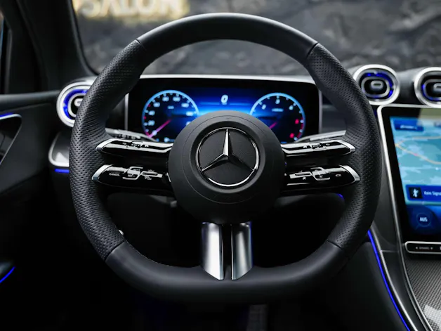 MERCEDES-BENZ GLC 300 d AMG Line 4Matic 9G-Tronic *Werksgarantie*21" Felgen*DIGITAL LIGHT*