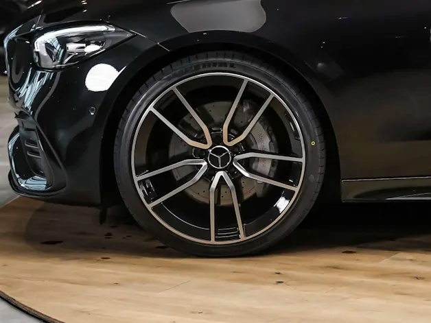 MERCEDES-BENZ C 220 d AMG Line*Werksgarantie*Panorama*20" Felgen*
