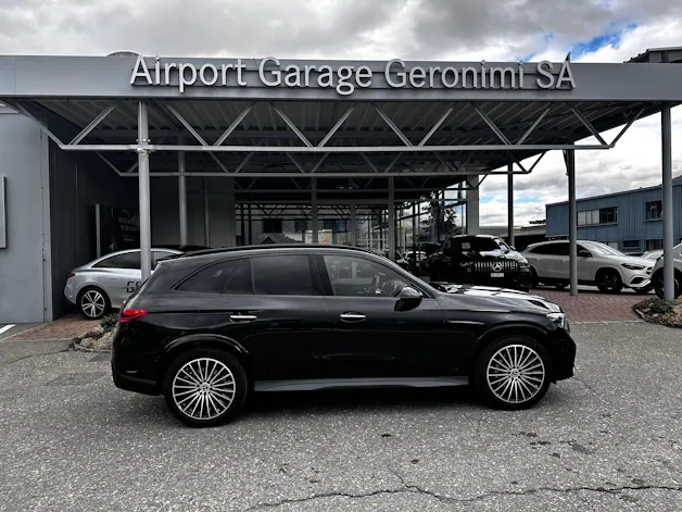 MERCEDES-BENZ GLC 300 AMG Line 4matic