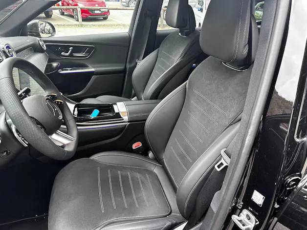 MERCEDES-BENZ GLC 300 AMG Line 4matic