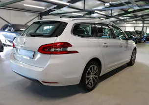 PEUGEOT 308 SW 1.2 THP Business