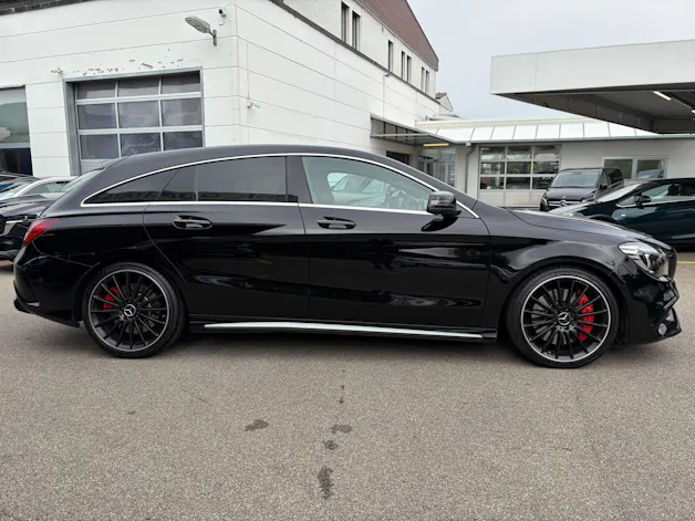 MERCEDES-BENZ CLA Shooting Brake 45 AMG 4Matic Speedshift