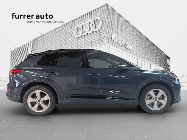 AUDI Q4 e-tron SUV quattro performance Swiss Ski