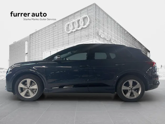 AUDI Q4 e-tron SUV quattro performance Swiss Ski