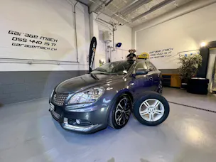 Suzuki Kizashi 2.4 GL Top Indigo 4WD CVT ✅