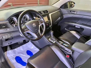 Suzuki Kizashi 2.4 GL Top Indigo 4WD CVT ✅