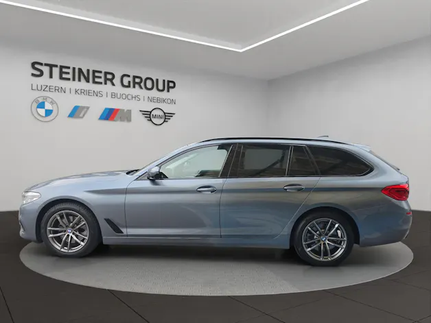 BMW 520d xDrive Touring Sport Line Steptronic
