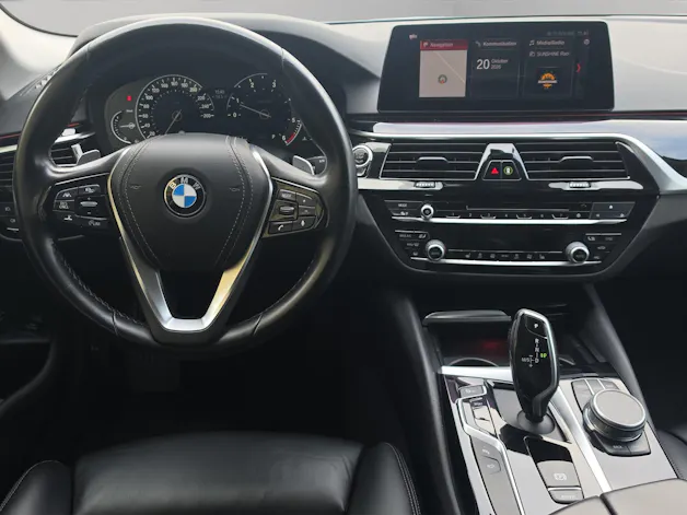 BMW 520d xDrive Touring Sport Line Steptronic