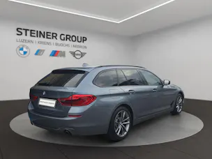 BMW 520d xDrive Touring Sport Line Steptronic