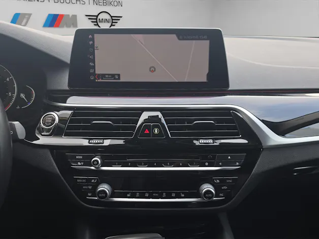 BMW 520d xDrive Touring Sport Line Steptronic
