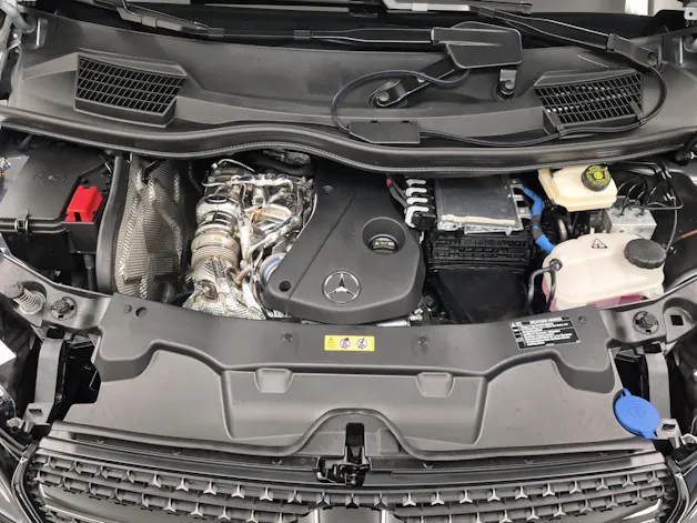 MERCEDES-BENZ V 300 d lang 4Matic Swiss Edition 9G-Tronic