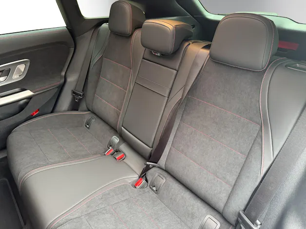 MERCEDES-BENZ CLA Shooting Brake 200 4Matic 8G-DCT