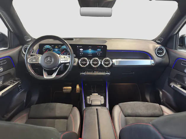 MERCEDES-BENZ GLB 250 AMG Line 4MATIC