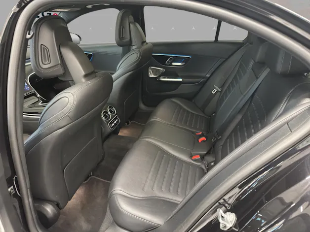 MERCEDES-BENZ C 300 4Matic AMG Line