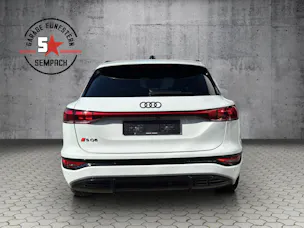 AUDI SQ6 e-tron quattro