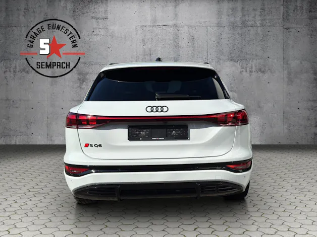 AUDI SQ6 e-tron quattro