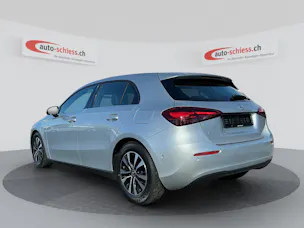 MERCEDES-BENZ A 180 d 8G-DCT