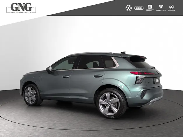 AUDI Q3 SUV e-hybrid 200 kW S tronig