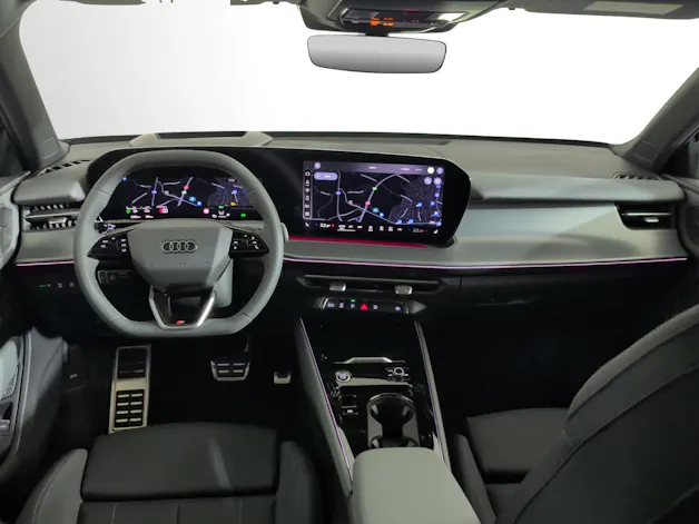 AUDI Q3 SUV e-hybrid 200 kW S tronig