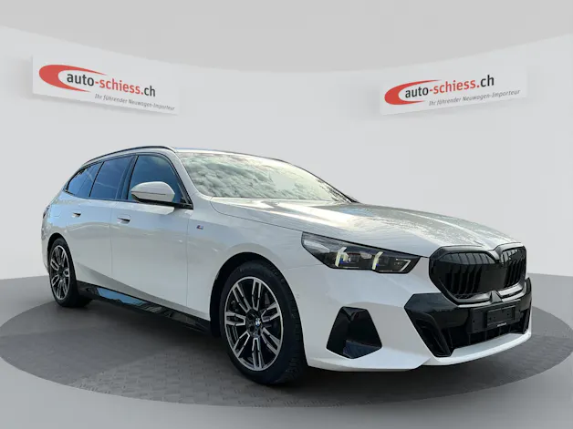 BMW 520 i Touring M Sport Shadow Line