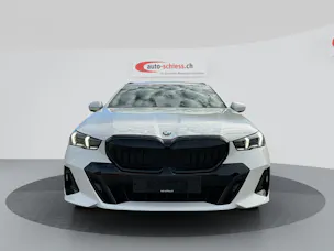 BMW 520 i Touring M Sport Shadow Line
