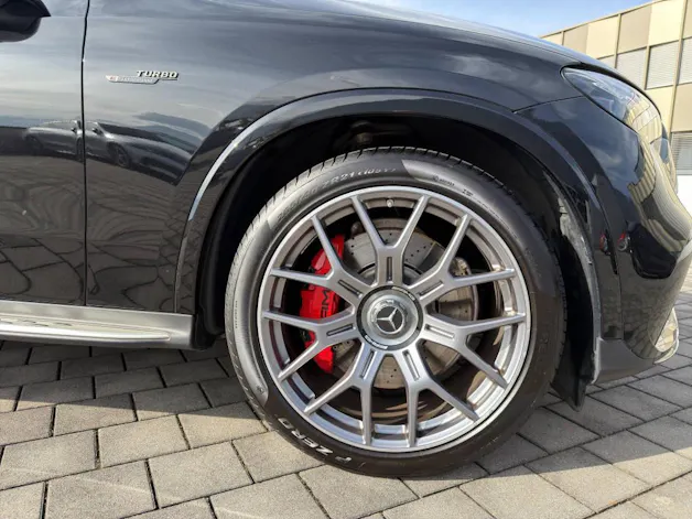 MERCEDES-BENZ GLC 63 AMG S E Performance