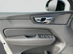 VOLVO XC60 T6 eAWD PluginHybrid Black Edition Plus