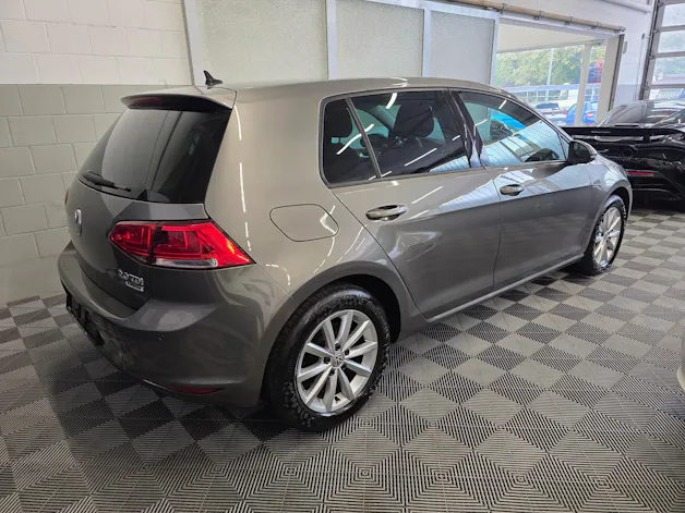 VW Golf 2.0 TDI Lounge DSG