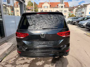 VW Touran 1.5 TSI HIGHLINE R-LINE *** 4 JAHRE VW WERKSGARANTIE ***