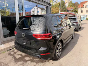 VW Touran 1.5 TSI HIGHLINE R-LINE *** 4 JAHRE VW WERKSGARANTIE ***