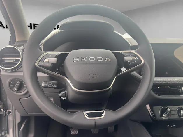 SKODA Fabia 1.0 TSI Selection