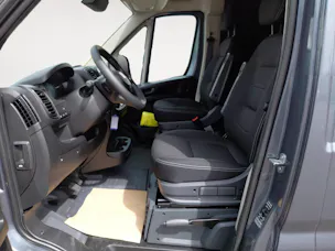 FIAT Ducato Maxi 35 L4H3 A8 * TOP Preis * Für Camper Ausbau * Ohne Trennwand mit Einzelsitze * 180 PS Automat * Ganzjahresreifen *