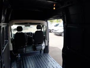 FIAT Ducato Maxi 35 L4H3 A8 * TOP Preis * Für Camper Ausbau * Ohne Trennwand mit Einzelsitze * 180 PS Automat * Ganzjahresreifen *
