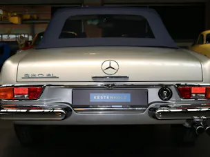 MERCEDES-BENZ Pagode