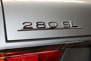 MERCEDES-BENZ Pagode