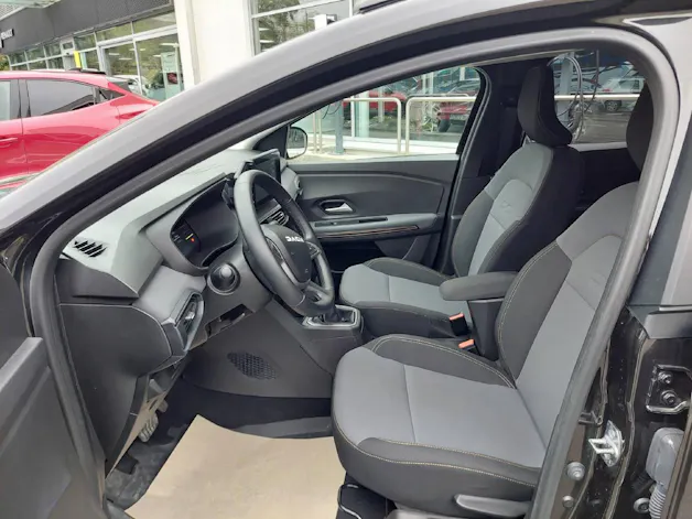 DACIA Jogger 1.6 Hybrid Extreme